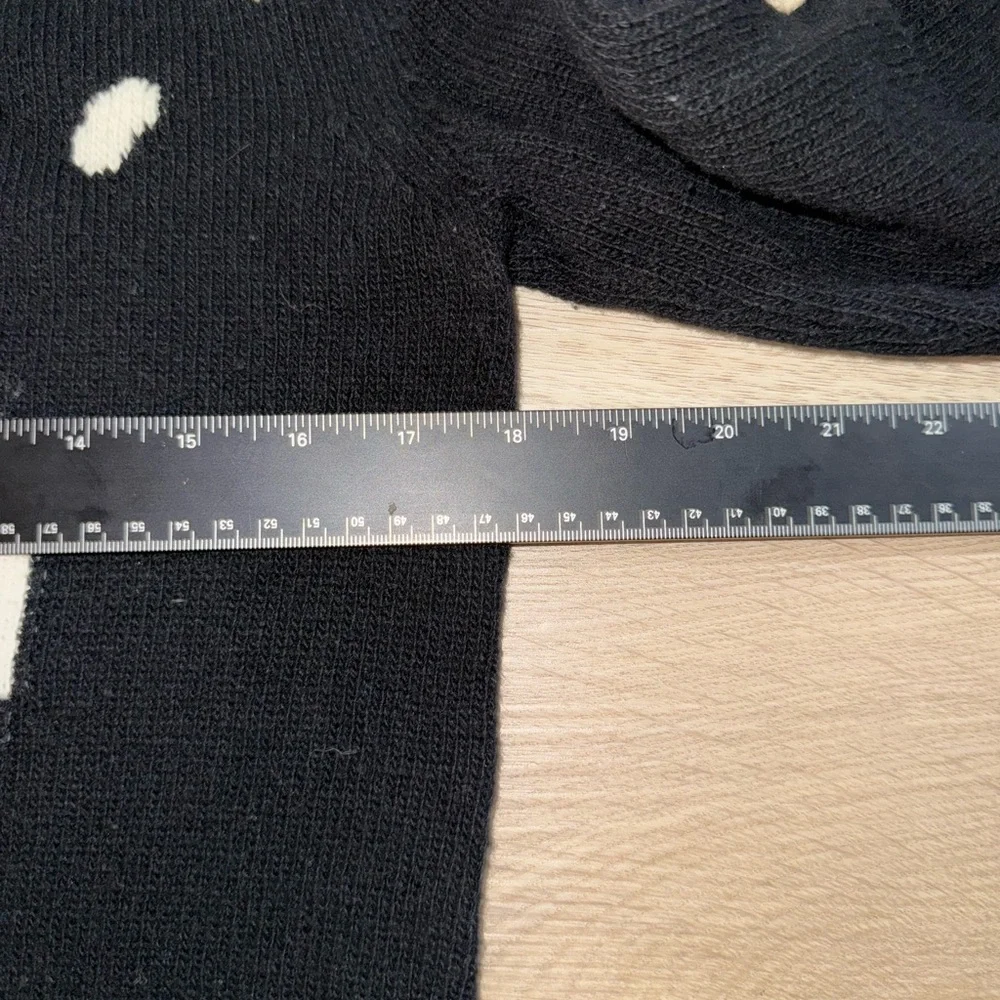 Gucci Wool Black and White Skull Crew Neck Sweater - Picture 7 of 8